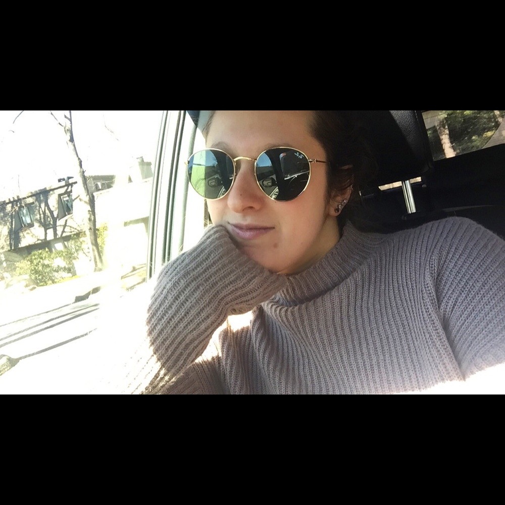 Meet your Posher, Liza